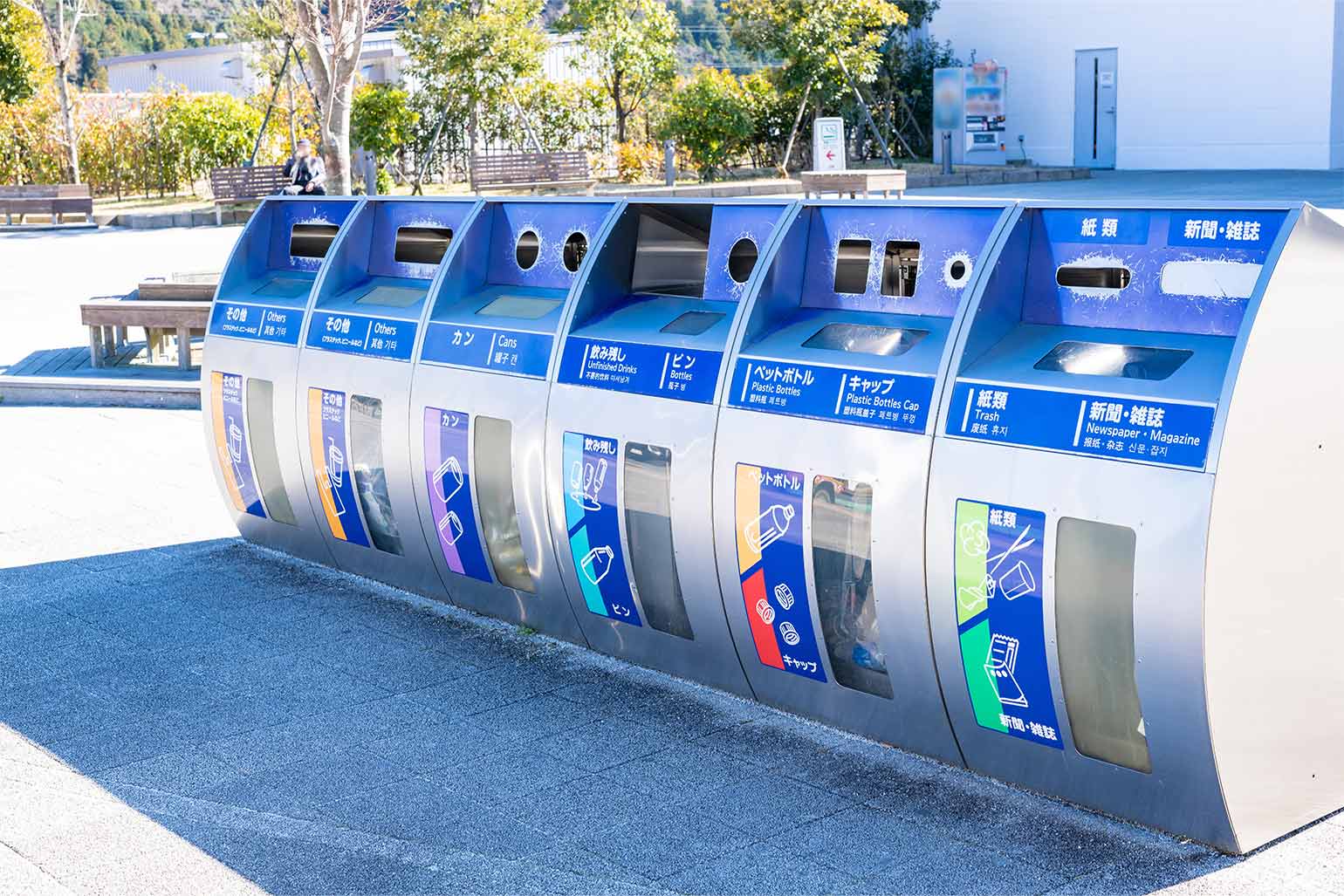 about-manners-during-travel_005