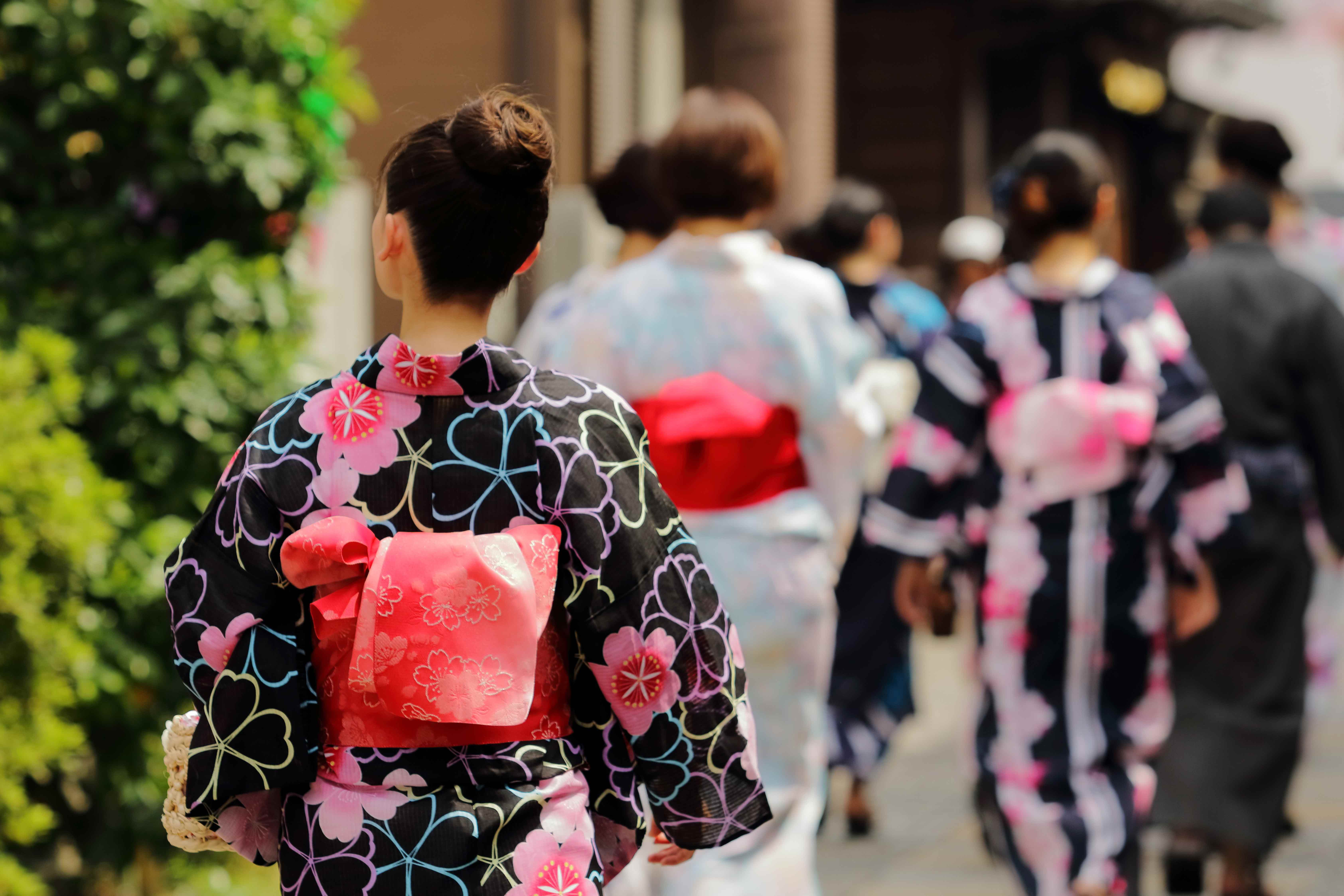 Clothing Traditional Japanese Dress Clothing For Women Oriental Modern Qi  Pao Cheongsam Japanese Kimono Geisha Clothing FK4043 From 76,58 € | DHgate
